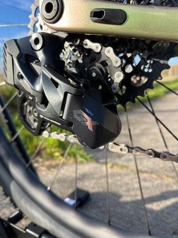 Tweedehands Mendiz X40SL 2024 Mountainbike — afbeelding 8 van 22