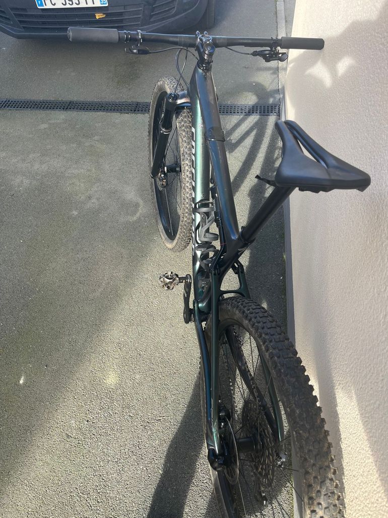 Used Specialized Epic Comp 2022 2022 Mountainbike — image 2 of 3
