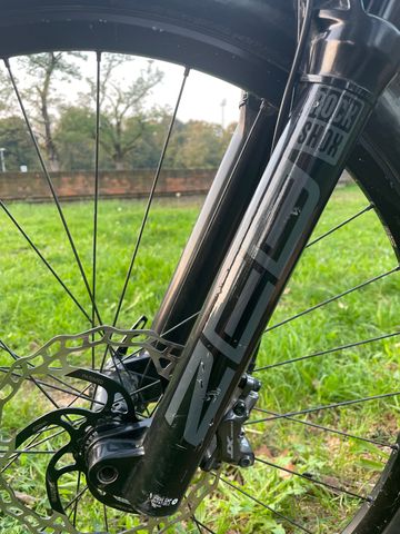 Tweedehands Haibike AllMtn CF 12 2024 2024 Mountainbike — afbeelding 4 van 12