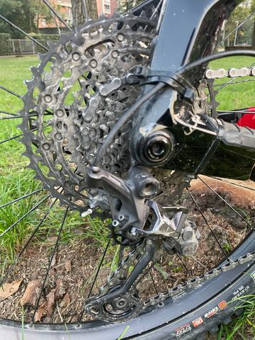 Tweedehands Haibike AllMtn CF 12 2024 2024 Mountainbike — afbeelding 8 van 12