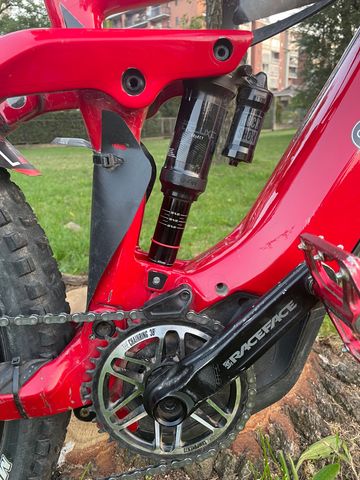 Tweedehands Haibike AllMtn CF 12 2024 2024 Mountainbike — afbeelding 2 van 12