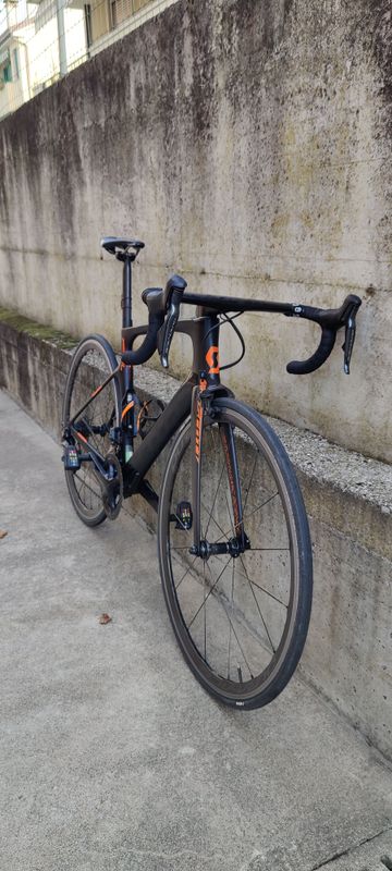 Used Scott Foil Premium 2017 2017 Road & Gravel, Black — image 2 of 3