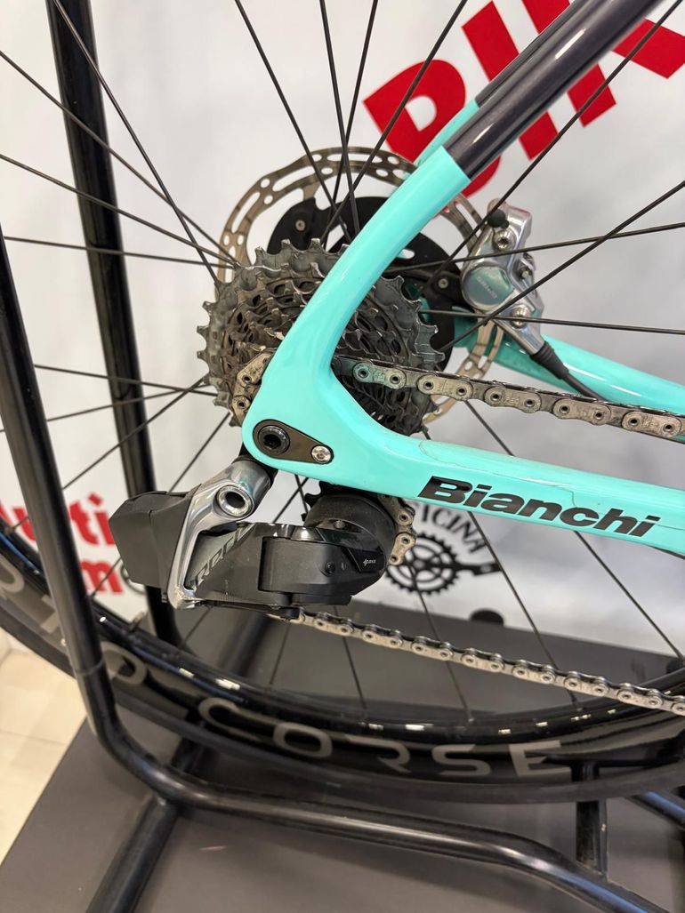 Used Bianchi SPECIALISSIMA 2022 2022 Road & Gravel — image 8 of 8