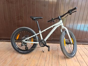 Used Giant STP 20 2022 2022 Mountainbike — image 1 of 9