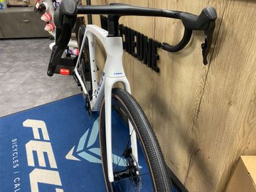 Trek Checkmate SRAM Force eTap AXS 2026 Road & Gravel d'occasion — image 3 sur 7