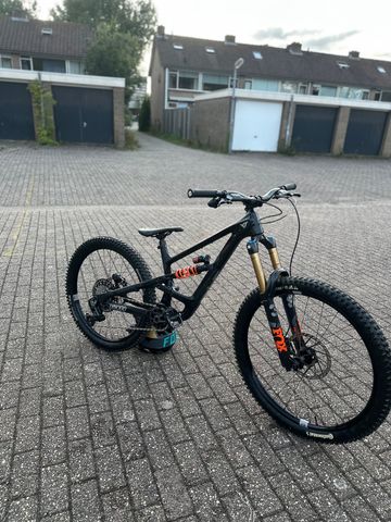 Używany YT Industries Core 4 2025 Mountainbike — zdjęcie 1 z 15