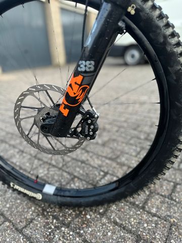 Używany YT Industries Core 4 2025 Mountainbike — zdjęcie 10 z 15