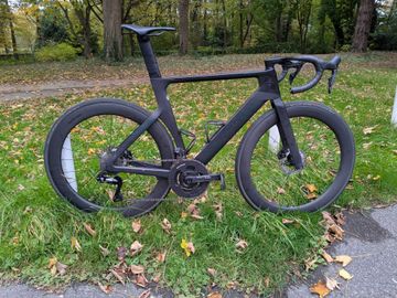 Gebrauchtes Canyon Aeroad CFR Di2 2024 2024 Road & Gravel, Schwarz — Bild 1 von 10