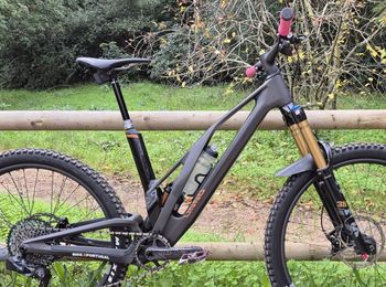 UNNO, BURN Factory S1 2023 Frameset