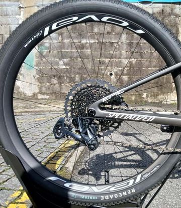 Used Specialized Epic Expert 2022 2022 Mountainbike, Black, 29 — image 5 of 6