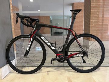 Used BH Di2 2015 Road & Gravel, Red — image 4 of 18