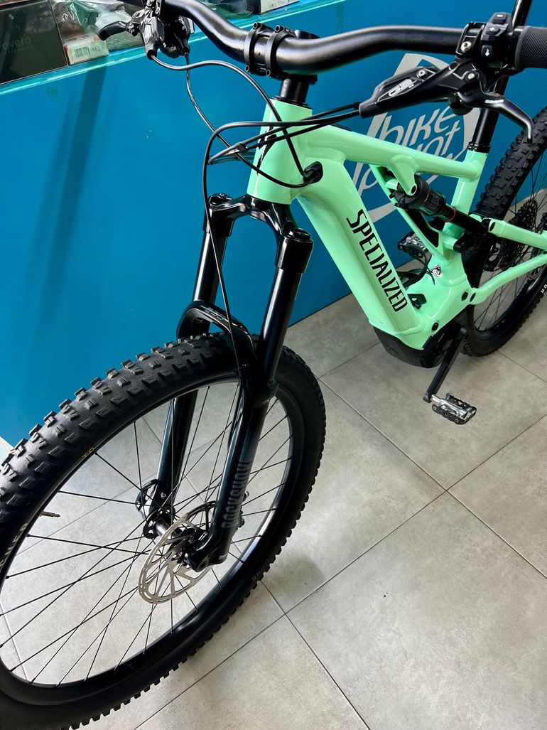 Used Specialized Turbo Levo Alloy 2023 2023 Mountainbike, Green, 29, 27.5 — image 2 of 8
