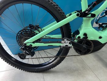 Used Specialized Turbo Levo Alloy 2023 2023 Mountainbike, Green, 29, 27.5 — image 8 of 8