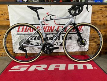 Used Cannondale CAAD13 105 DI2 2023 2023 Road & Gravel