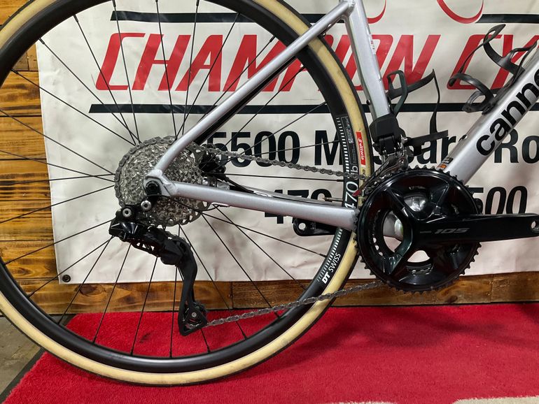 Used Cannondale CAAD13 105 DI2 2023 2023 Road & Gravel, Light Gray — image 3 of 4