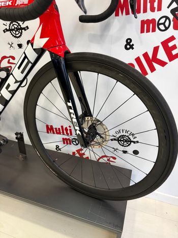 Used Trek Émonda SLR 7 2023 2023 Road & Gravel, Rot — image 4 of 7