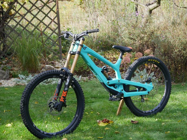 Used YT Industries Tues CORE 4 27 2023 2023 Mountainbike, Blue, 27.5 — image 1 of 7