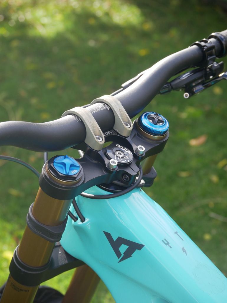 Used YT Industries Tues CORE 4 27 2023 2023 Mountainbike, Blue, 27.5 — image 2 of 7