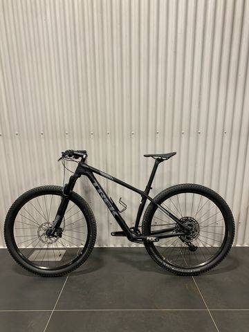 Used Trek Procaliber 9.6 2019 2019 Mountainbike, Black, 27.5, 29 — image 6 of 6
