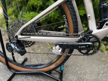 Used BMC Fourstroke 01 LT TWO 2022 2022 Mountainbike, Light Gray, 29 — image 3 of 8