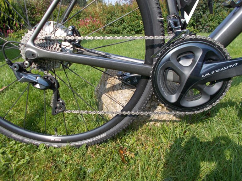Used Canyon Ultimate CF SL Disc 8.0 2020 Road & Gravel — image 3 of 4