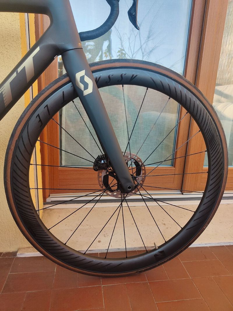 Gebrauchtes Scott Addict RC 15 2023 2023 Road & Gravel, Schwarz — Bild 5 von 7