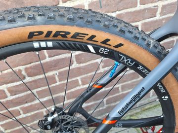 Used Trek Superfly SS Custom 2013 Mountainbike, Black — image 9 of 26