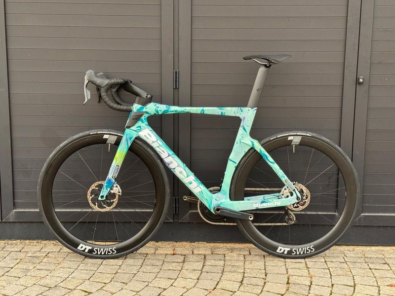 Used Bianchi Oltre Rc Officine Bianchi - Bluemarine Drip - 2026 2026 Road & Gravel
