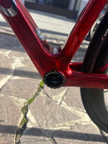 Used Colnago V3 RS DISC Frameset 2022 Road & Gravel, Red — image 2 of 7