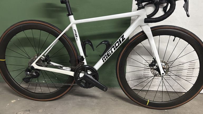 Used Mendiz F8SL 2023 Road & Gravel, White — image 1 of 10