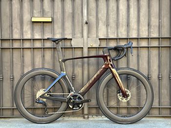 Scott, Foil RC - Shimano 105 Di2 - Syncros Capital 1.0 Aero 60mm