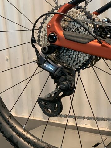 Used Mondraker ARID CARBON 2025 Road & Gravel, Red — image 3 of 6