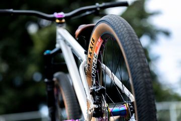 Used Pivot Point Other 2021 Mountainbike, White — image 4 of 8