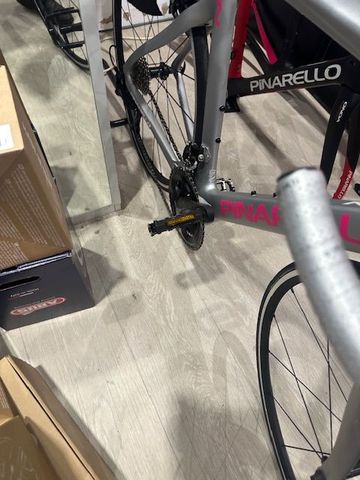 Used Pinarello GAN 2018 Road & Gravel, Light Gray — image 4 of 4