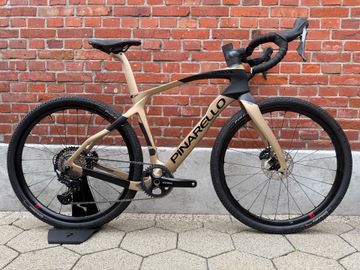 Używany Pinarello NEW! Pinarello Grevil F Carbon / Shimano GRX 12x1/Size 50/Fulcrum Red/Champagne 2024 Road & Gravel