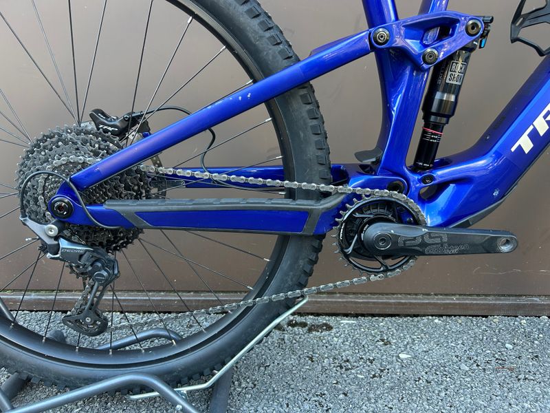 Trek Fuel EXe 9.5 2023 Mountainbike usato, Blu — immagine 3 di 4
