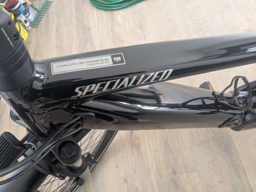 Used Specialized Vado 2022 Mountainbike, Black, 27.5 (650B) — image 5 of 5