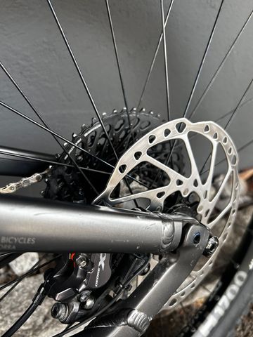 Brugt Commencal SX Shimano Öhlins Edition 2022 Mountainbike — billede 2 af 10