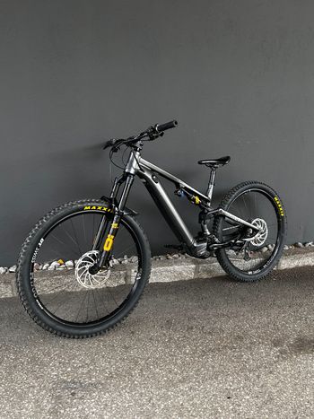 Commencal SX Shimano Öhlins Edition 2022 MTB usato