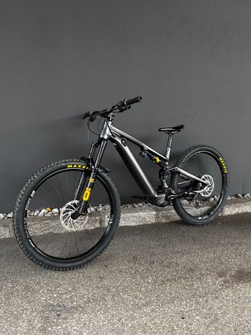 Tweedehands Commencal SX Shimano Öhlins Edition 2022 MTB