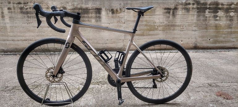 Used Scott Addict 30 2022 2022 Road & Gravel — image 3 of 10