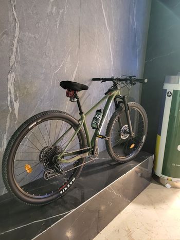 Used Lapierre Lapierre Prorace 4.9 2024 Mountainbike, Green — image 2 of 13