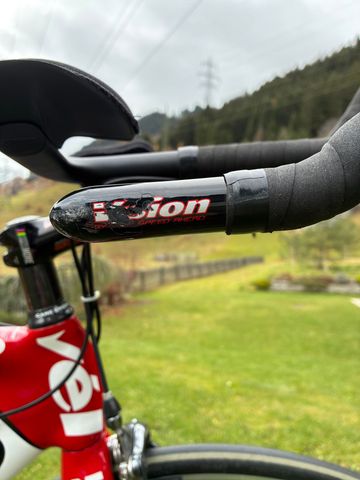 Used Cervélo P2C 2008 Road & Gravel, Red — image 9 of 9