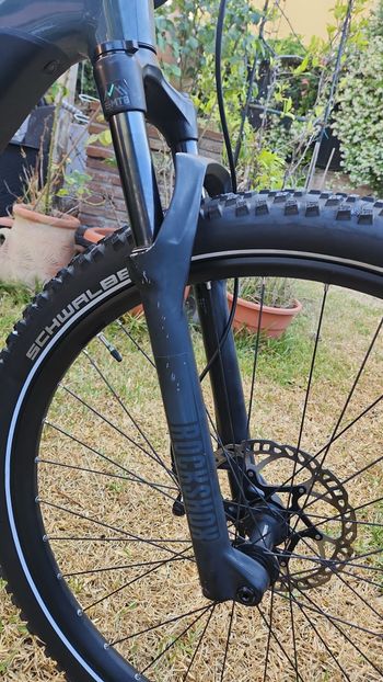 Used CUBE REACTION HYBRID RACE 625 2021 Mountainbike, Light Gray — image 11 of 17