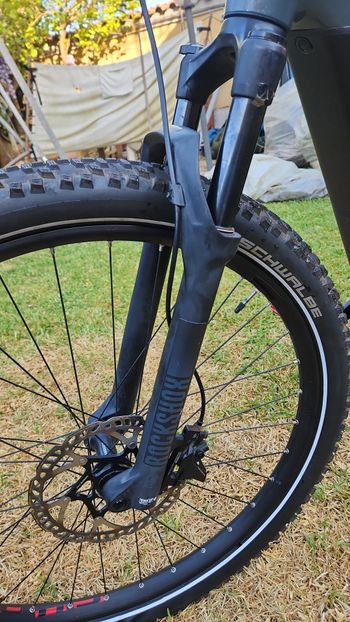 Used CUBE REACTION HYBRID RACE 625 2021 Mountainbike, Light Gray — image 14 of 17