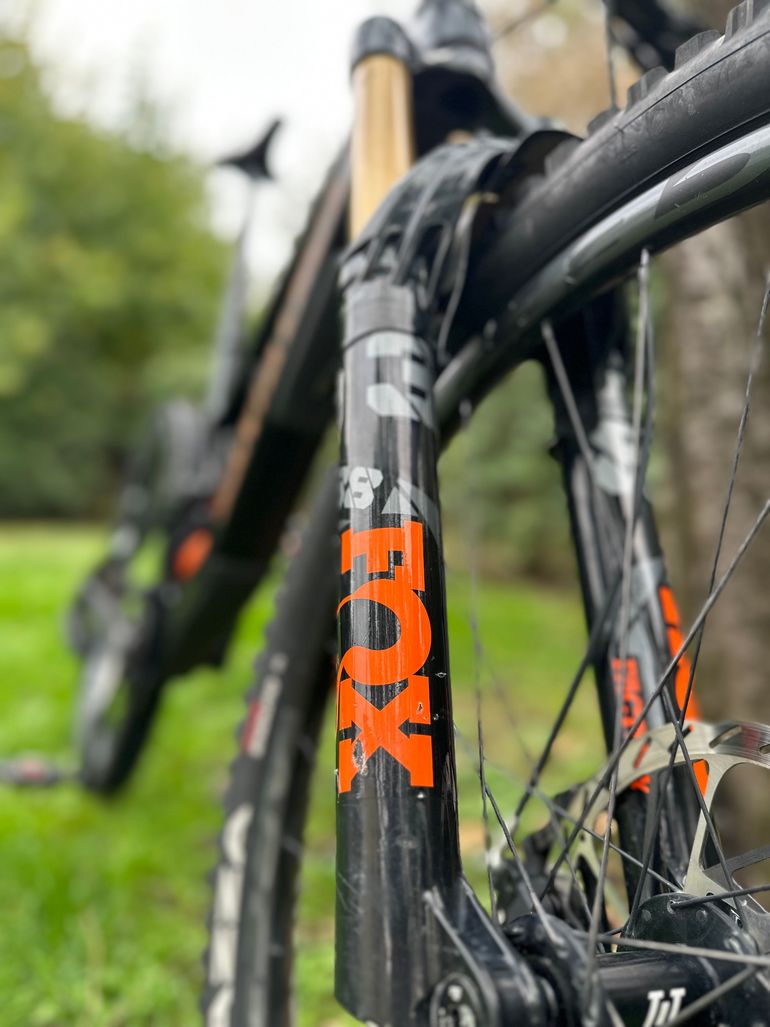 Used Santa Cruz MEGATOWER X0 AXS / Carbon CC 2025 2025 Mountainbike, Negro — image 4 of 5