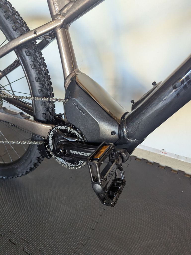 Used Rocky Mountain Fusion Powerplay 10 2023 2023 Mountainbike, Black, 27.5, 29 — image 6 of 9