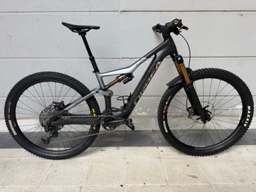 Orbea RISE M10 2024 2024 Mountainbike usato, Grigio chiaro — immagine 21 di 23