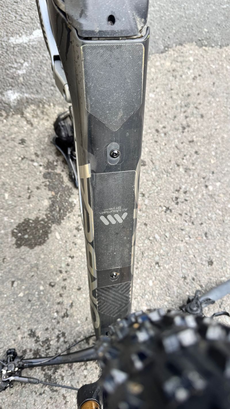 Orbea RISE M10 2024 2024 Mountainbike usato, Grigio chiaro — immagine 8 di 23