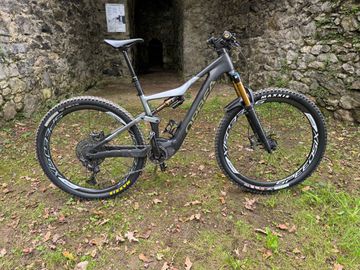 Orbea RISE M10 2024 2024 Mountainbike usato, Grigio chiaro — immagine 2 di 23
